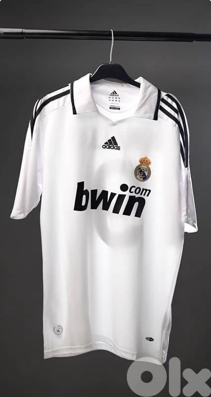 Real Madrid 2009/10 Retro Jersey 0