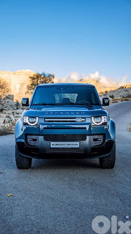 Land Rover Defender Se 110 model 2025 under warranty 0