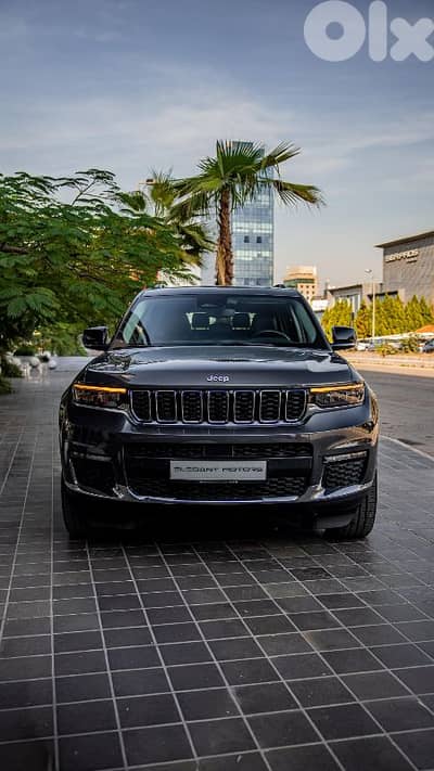 2021 Jeep Grand Cherokee Limited, 70,000km