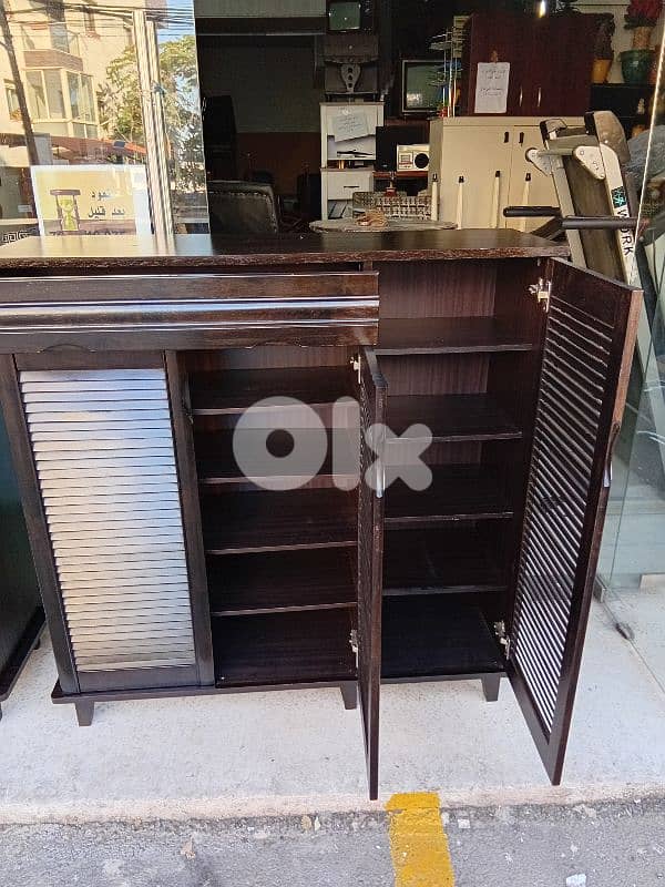 خزانات اوروبي شبه جديد سعر وحدي  100$ 1