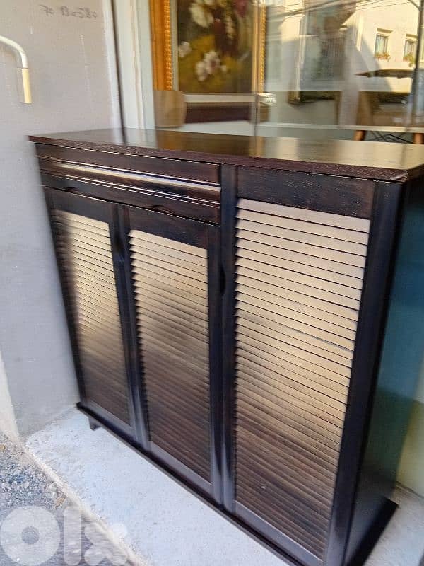 خزانات اوروبي شبه جديد سعر وحدي  100$ 3