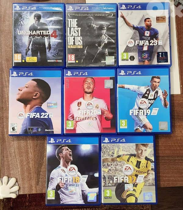 Used PS4/2 gamers/8 games 1
