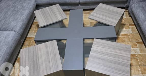 طاولة صالون