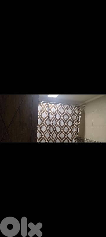 ثريا مودرن شبه جديدة مع بوف  و٣ براديشبه جداد مع سكتن 2