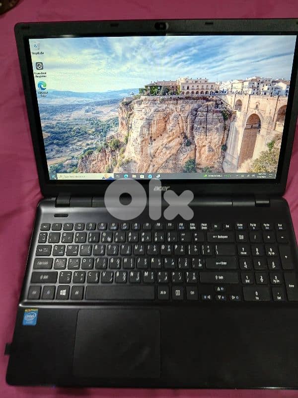 لابتوب ايسر تاتش 4