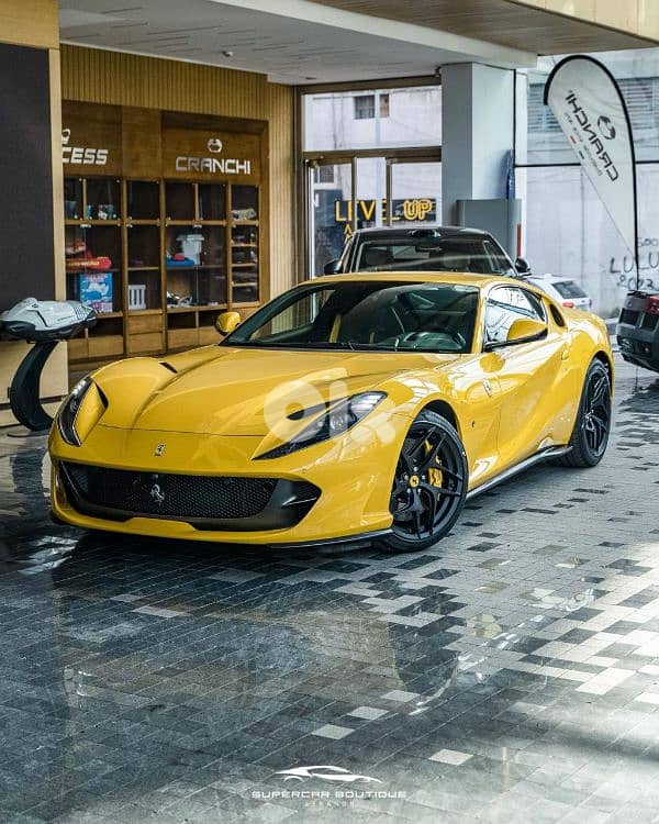2019 Ferrari 812 superfast 0