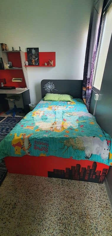 غرفة نوم ومكتبة 1