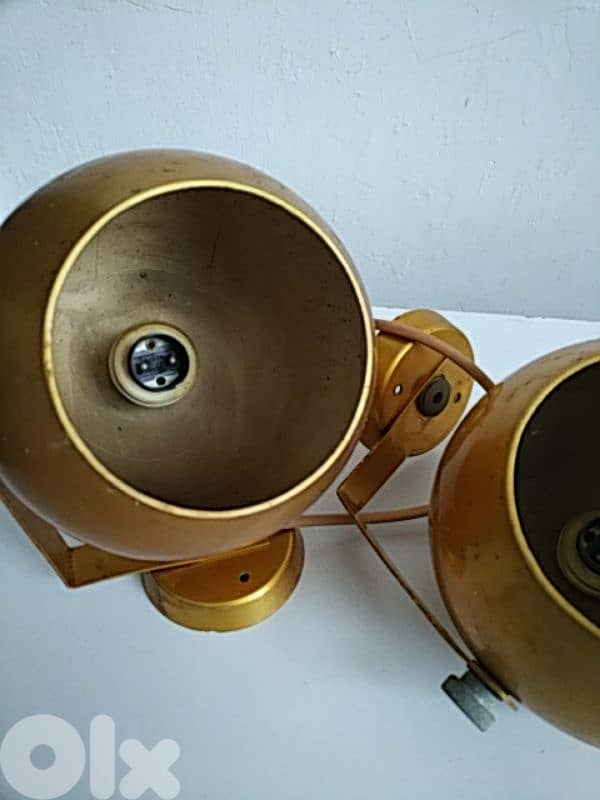 4 vintage spots - Not Negotiable 3