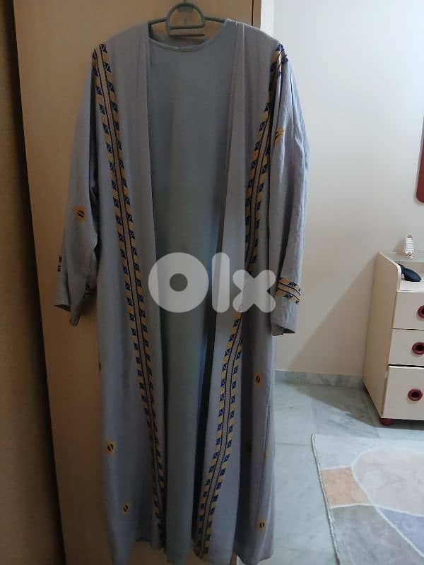 تشكيلة جاكيتات وعبايات جديد وفي مستعمل 3