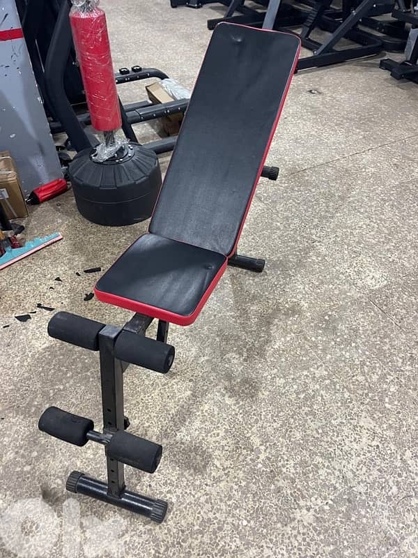 Bench adjustable foldable like new 2