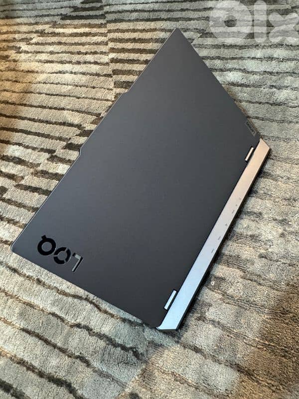 Lenovo LOQ i7 13700hx Rtx 5050 2