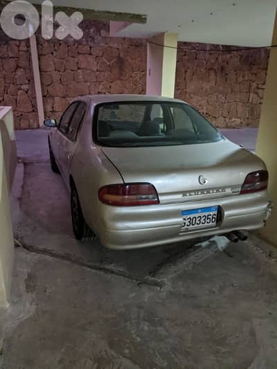 Nissan Bluebird 1996