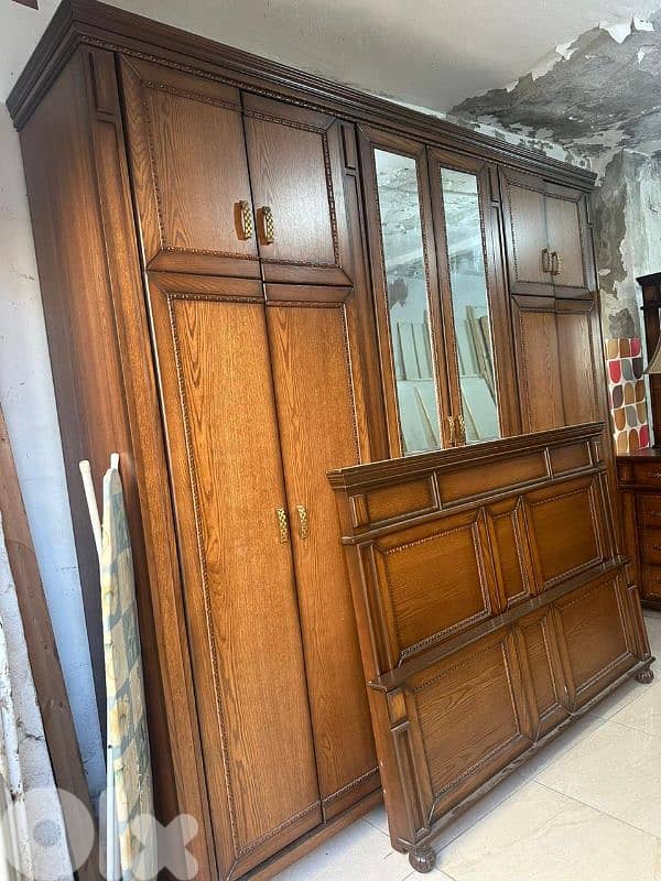 اوضة نوم طابقين خشب زان ولاتي ملبسة قشرة سنديان شبه جديدة 4