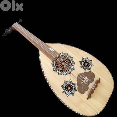 عود مصري احترافي مع شنطة وريشة هدية