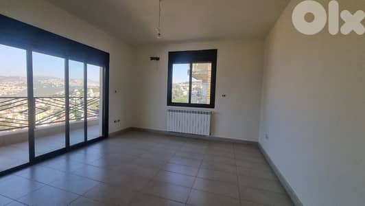 Apartment For Sale In Mazraat Yachouh - شقة للبيع في مزرعة يشوع