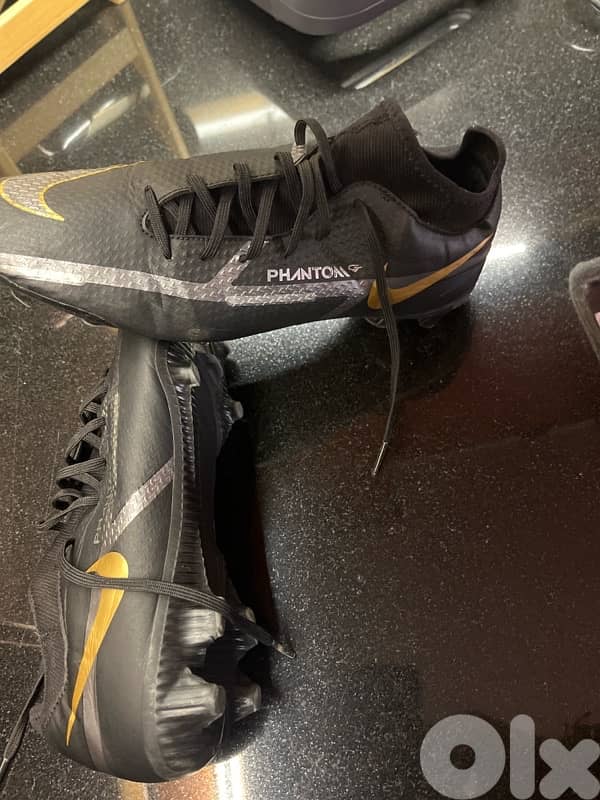 Underarmer basketball shoes 1