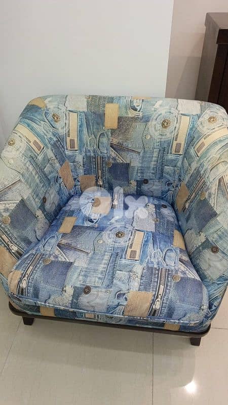 corner like new مع مقعد  زاوية اربع مقاعد كبار 2