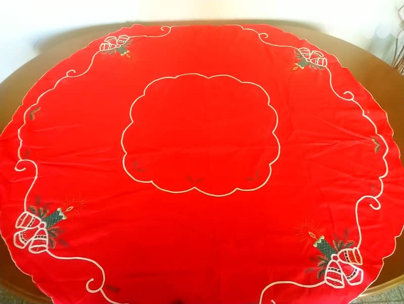 Christmas Table Set – 3 Cloths + 9 Placemats 6