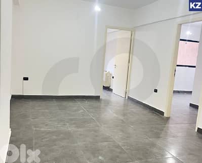 multi separate rooms ideal for an office or clinic REF#KZ129742