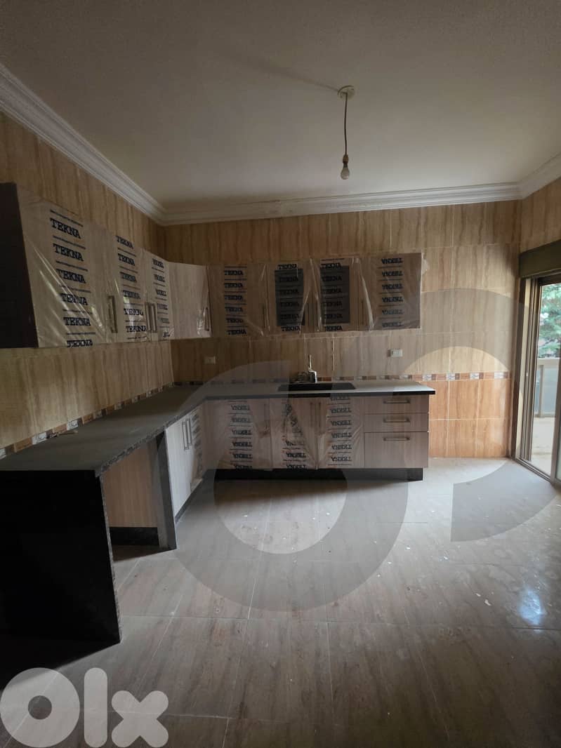 8 apartments & roof top , 8 title deeds - Bchamoun REF#HD129739 2