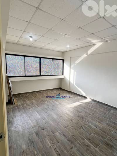 Office for sale in Mecherfeh مكتب للبيع في المشرفية