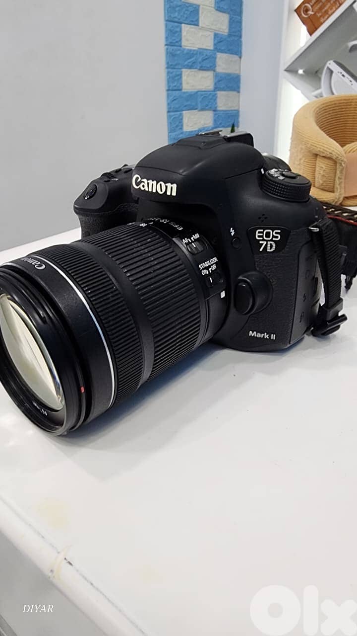 Canon EOS 7D Mark II  Camera with 18-135mm 0