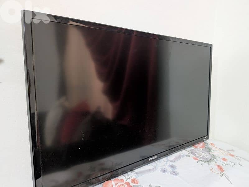 Samsung 32" LED TV Excellent Condition 0