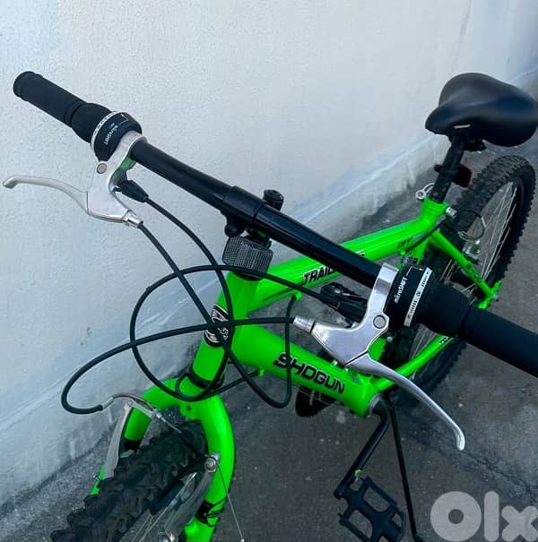 bicycle like new 24” very nice condition 155$ 1