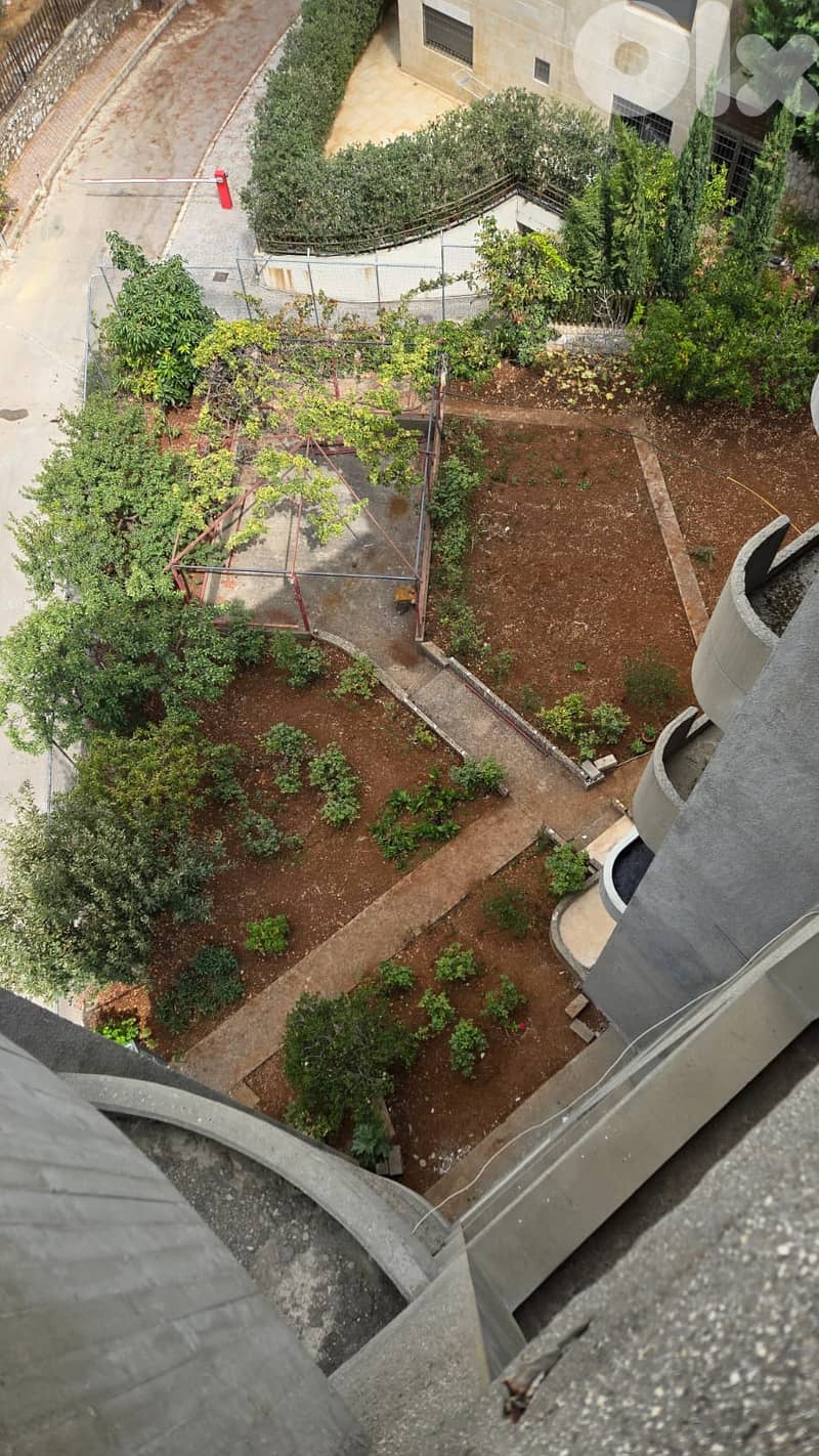 L19870 - Under-Construction Building For Sale in Ballouneh 7