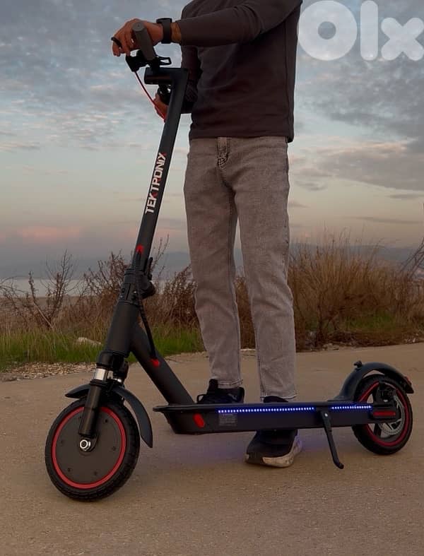 Electric Scooter 35KM Speed with Front Suspension & Strip Led Light 2