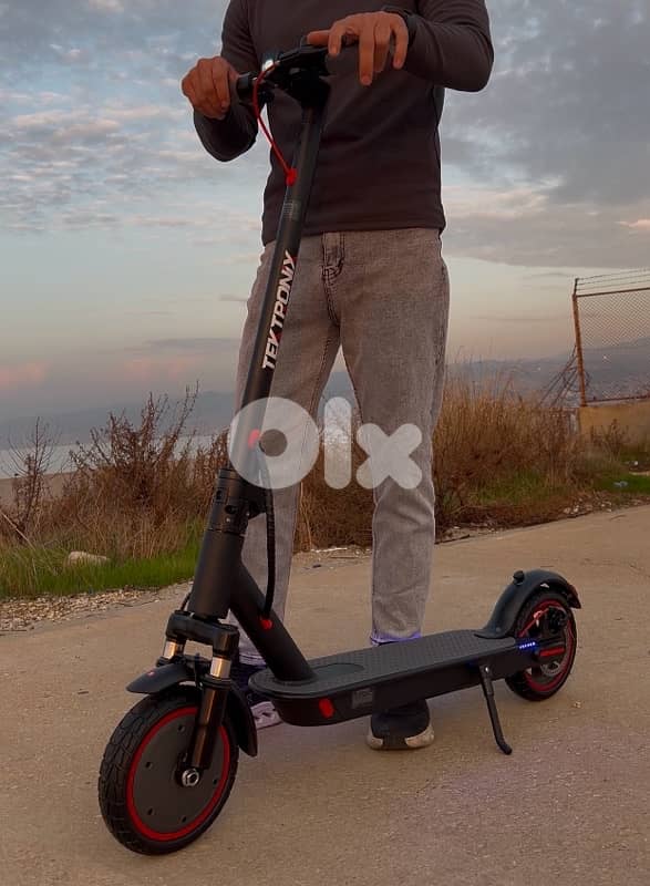 Electric Scooter 35KM Speed with Front Suspension & Strip Led Light 3