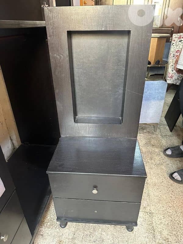 اوضة نوم شغل توصاية عشر درف مع فرشة اسفنج كتير مرتبة ونظيفة 6