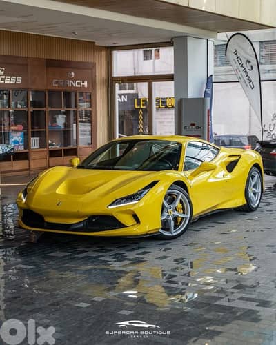 2021 Ferrari F8 under warranty 400KM!!