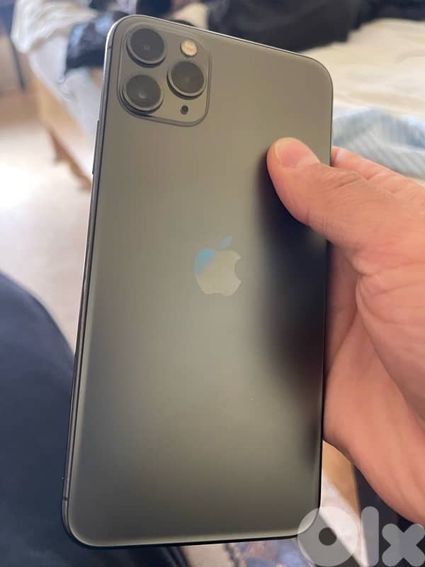 iphone 11 pro max 1