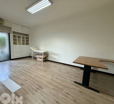 Office / Clinic for Rent in Achrafieh – Sassine مكتب/عيادة للإيجار في