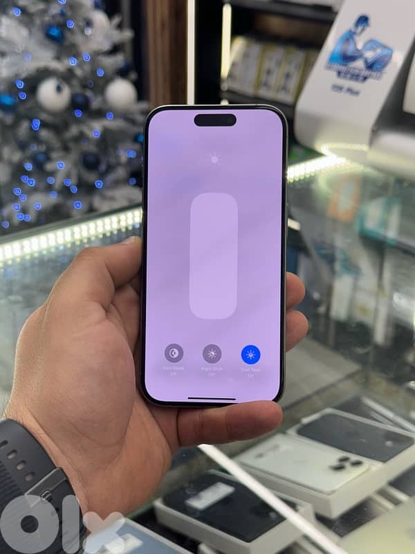 iPhone 15 Pro 256Gb battery 89% 4