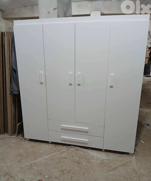 خزانة اربع درف حجم كبير عرض 180 سم 0