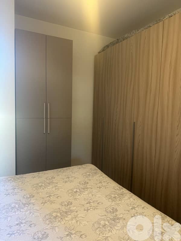 full bedroom, excellent condition with mattress 1