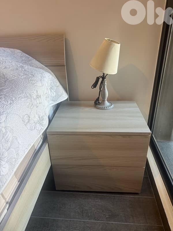 full bedroom, excellent condition with mattress 3