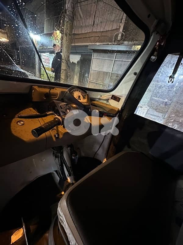 توك توك مجهّز للمشاريع جديد ممشى  صفر 400km– كابين ستانلس + واجهة زجاج 2