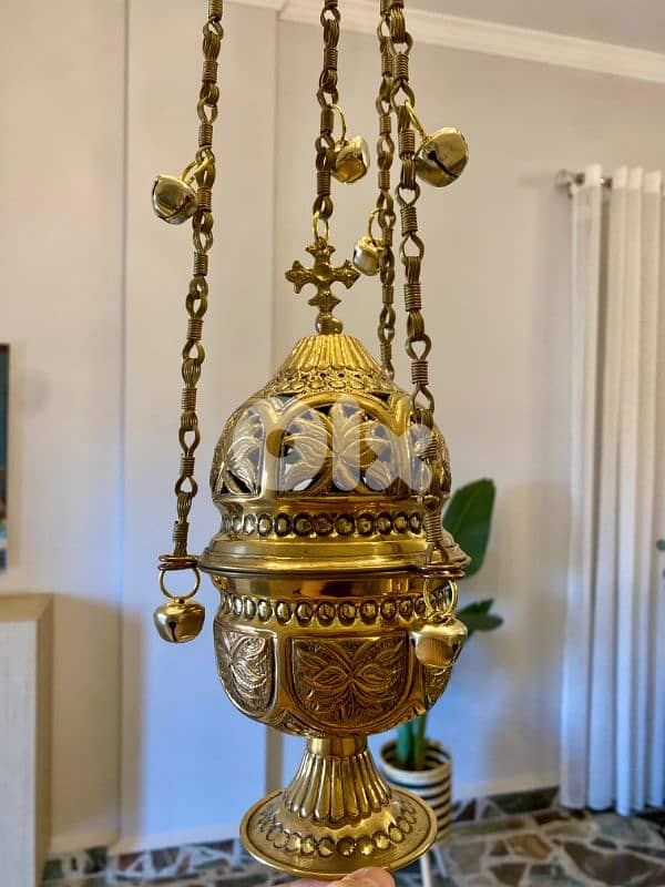 مبخرة نحاس كنيسية فخمة جدا 0