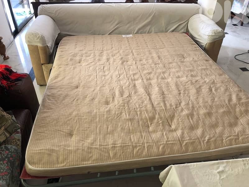 sofa bed with 2 arm chairs 5