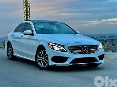 Mercedes-Benz C-Class 2017 look amg . clean carfax