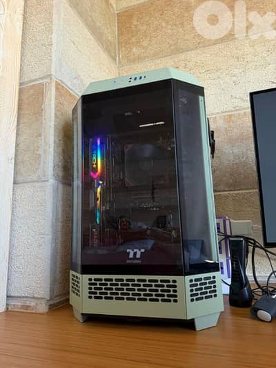 480HZ 32inch AMD ryzen 9 7945H X3D Gaming Pc