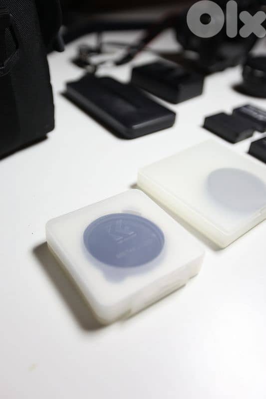 EOS M50 - EF ADAPTER - EF SPEEDBOOSTER - 4 BATTERIES - ORIGINAL BAG mo 5