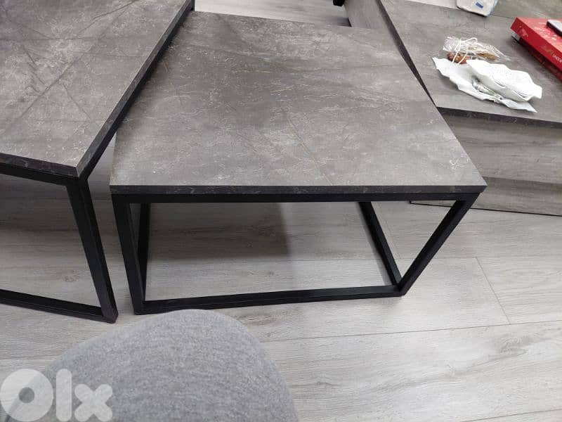 1 big table and 2 small 1