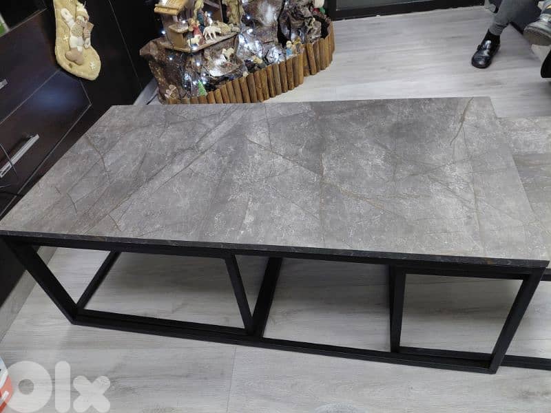 1 big table and 2 small 2