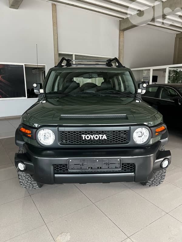 Toyota FJ Cruiser 2013 0
