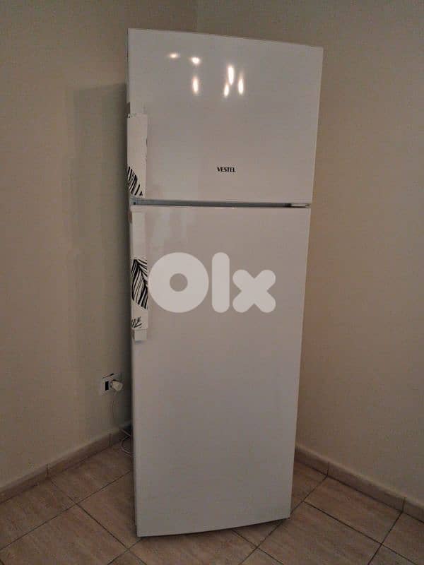 Refrigerator + Electric Oven 0