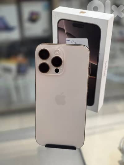 Used 16 pro max 512 gb  desrt  2 cycle